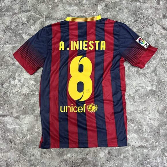 Nike FC Barcelona Home Jersey Size S FCB #8 Iniesta - Picture 2 of 5